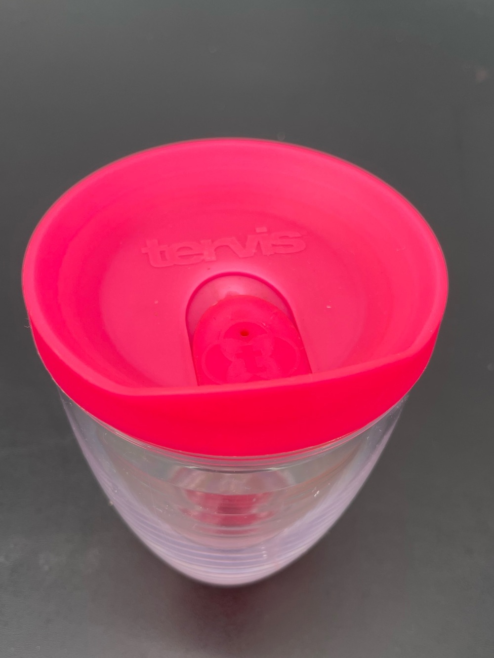 tervis Clear Tumbler with Hot Pink Lid 16 ounce